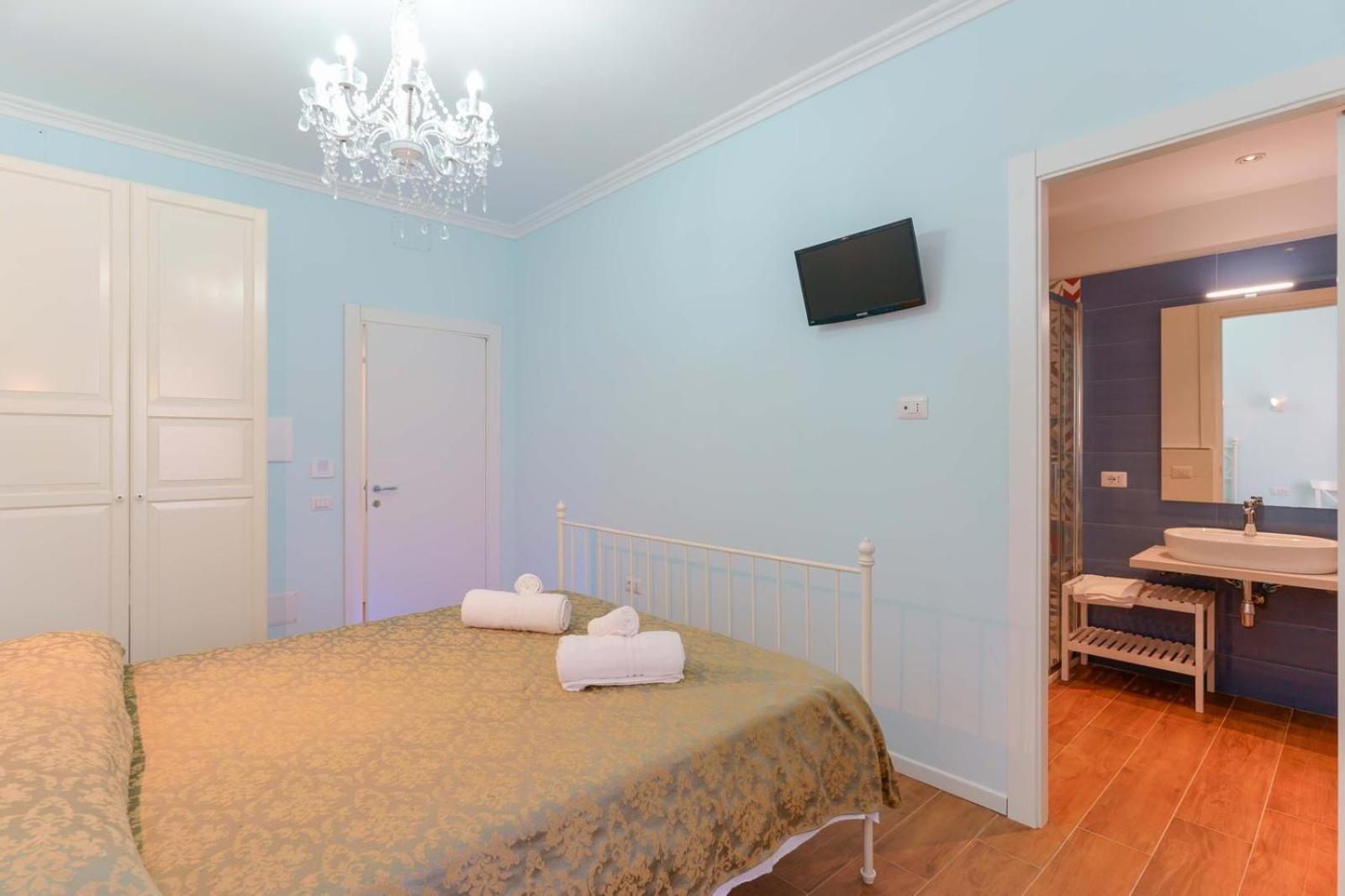 Hotel Al Teatro Lirico Cagliari Esterno foto