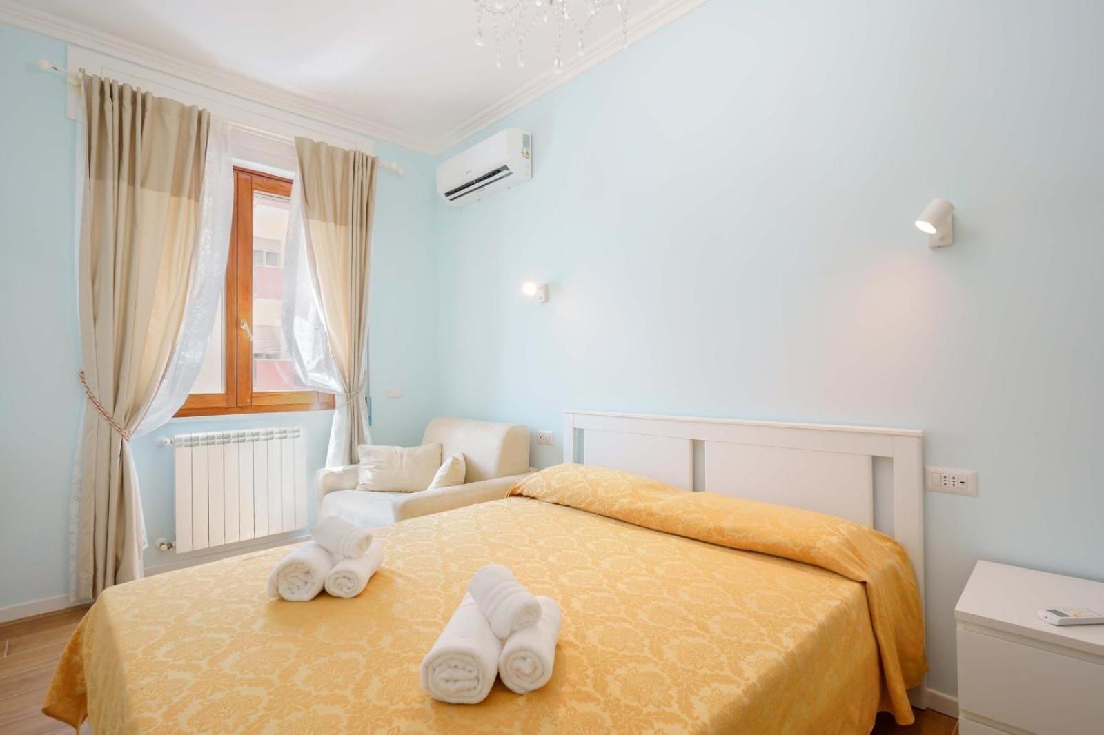 Hotel Al Teatro Lirico Cagliari Esterno foto