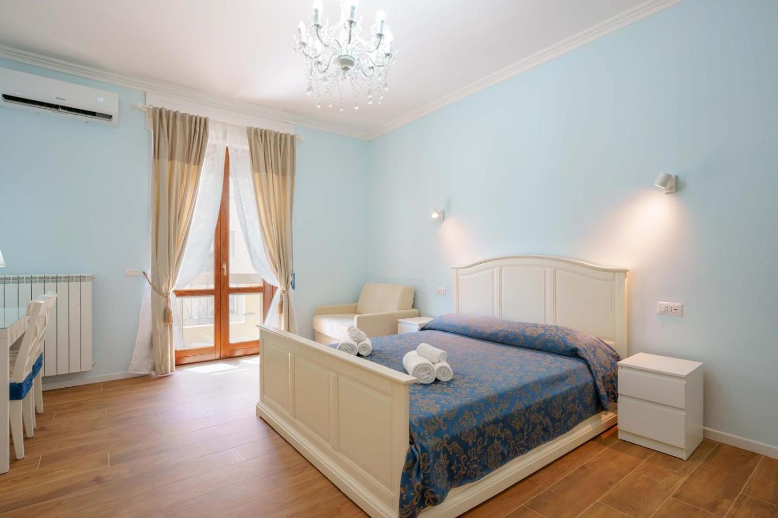 Hotel Al Teatro Lirico Cagliari Esterno foto